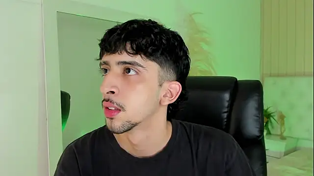 Alezzandro  online show from 09.26.25