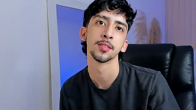 Alezzandro  online show from 09.29.25