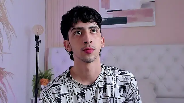 Alezzandro  online show from 10.06.25