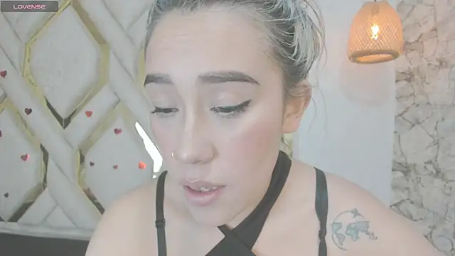 Lannajansen online show from 03.15.25