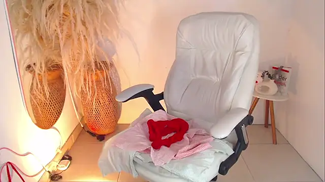 Sofi BBW online show from 12.05.25