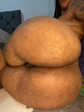 Charlotte bronxxx online show from 11.05.25