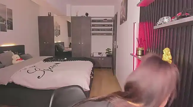 HelenShawn online show from 02.02.25