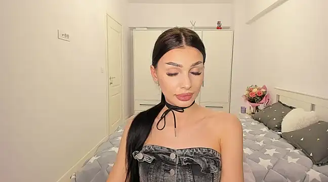 HelenShawn online show from 02.26.25