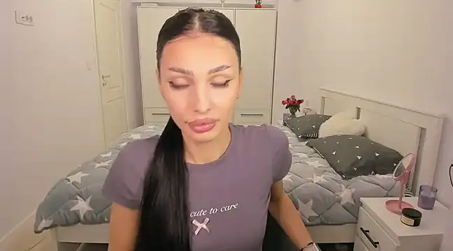 HelenShawn online show from 03.04.25