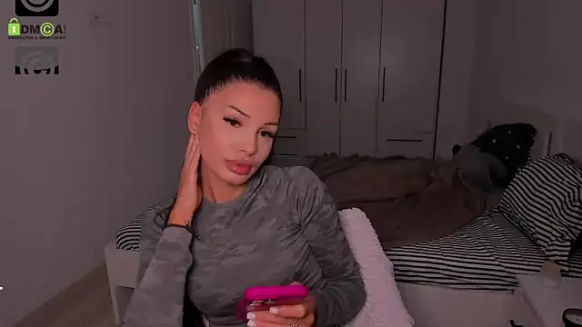 HelenShawn online show from 09.25.25