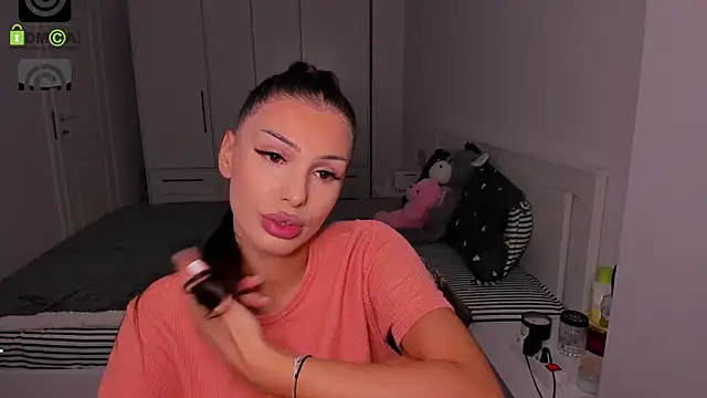 HelenShawn online show from 10.06.25