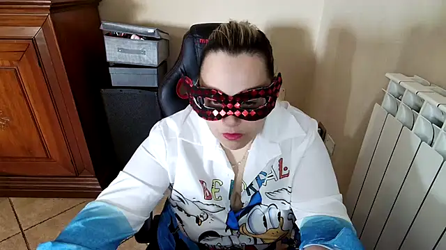 Snapshot of topina8 chatting on 03.12.25 topina8 online show from 03.12.25