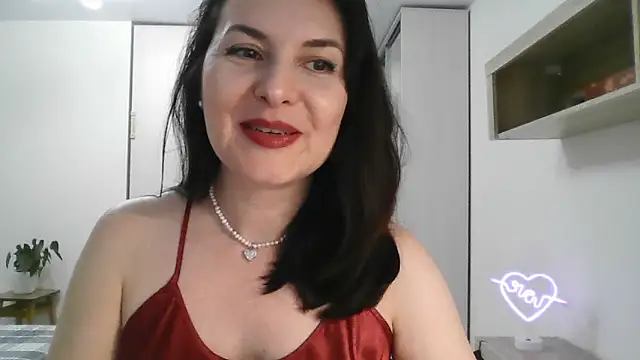 Snapshot of Victoria_Glam chatting on 01.24.25 Victoria Glam online show from 01.24.25