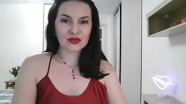 Snapshot of Victoria_Glam chatting on 02.07.25 Victoria Glam online show from 02.07.25