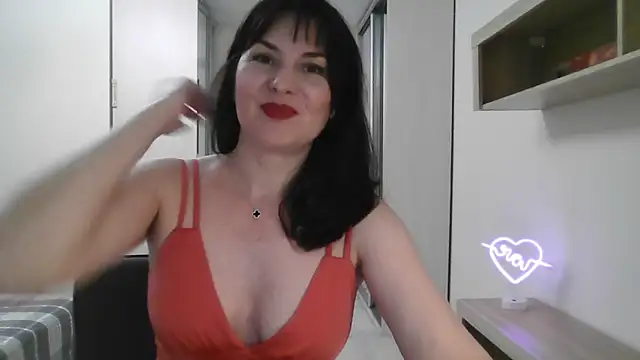 Snapshot of Victoria_Glam chatting on 02.11.25 Victoria Glam online show from 02.11.25