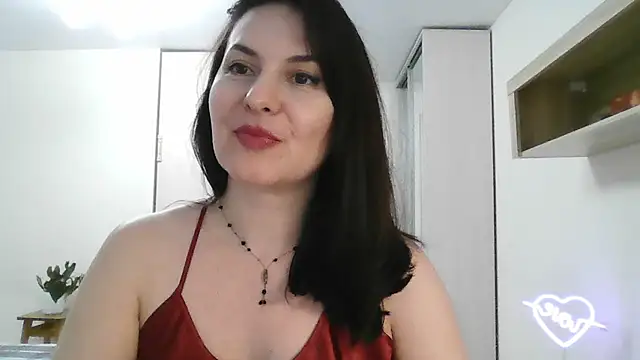 Snapshot of Victoria_Glam chatting on 02.17.25 Victoria Glam online show from 02.17.25