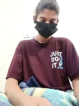 Snapshot of Hoty_maneya chatting on 10.31.25 Hoty maneya online show from 10.31.25