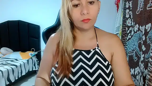 mariana0x online show from 03.20.25