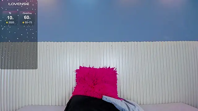 Madeline Cooper08 online show from 01.26.25