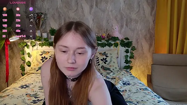 Snapshot of Yo_Pixxie chatting on 03.19.25 Yo Pixxie online show from 03.19.25