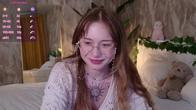 Yo Pixxie online show from 10.10.25