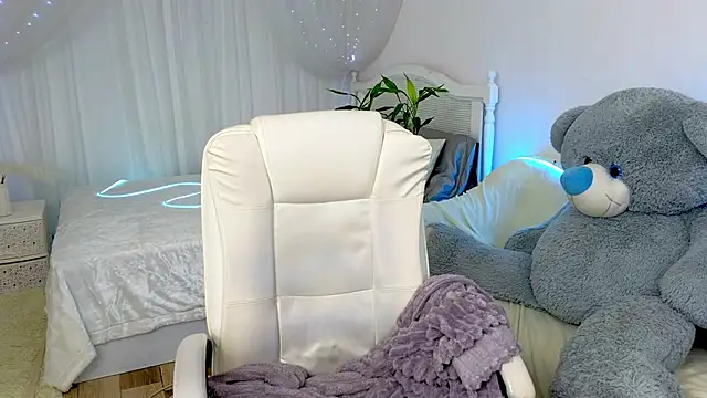 Donna Sun online show from 03.09.25