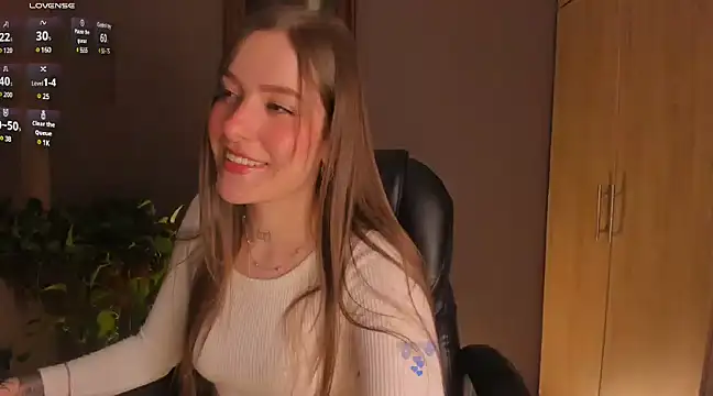 Snapshot of eilynxx chatting on 02.02.25 eilynxx online show from 02.02.25