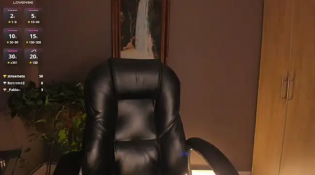 Snapshot of eilynxx chatting on 02.02.25 eilynxx online show from 02.02.25