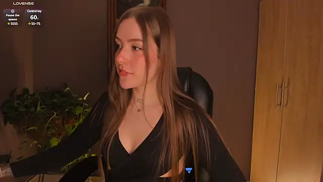 Snapshot of eilynxx chatting on 02.03.25 eilynxx online show from 02.03.25