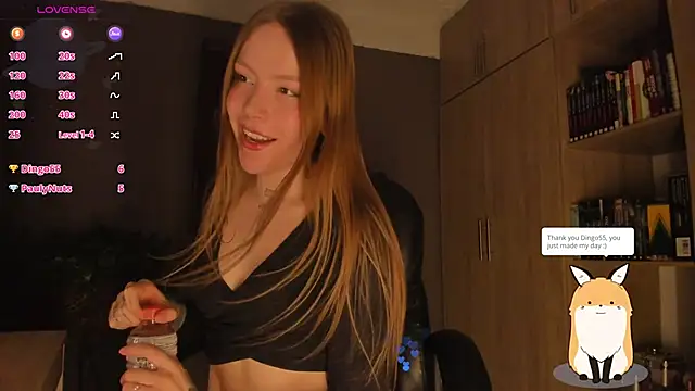 Snapshot of eilynxx chatting on 09.08.25 eilynxx online show from 09.08.25