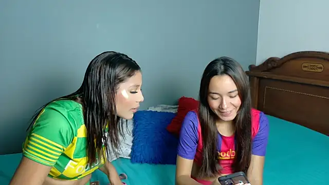 kathymia68 online show from 10.28.25