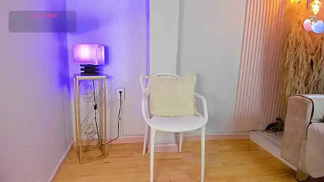 alana rossetti online show from 07.12.26