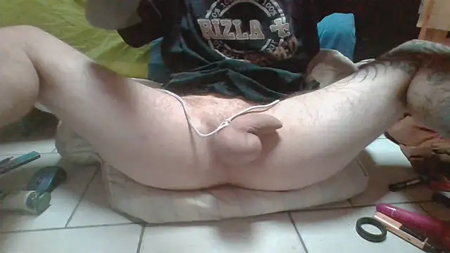 Snapshot of Damn_bro23 chatting on 02.10.25 Damn bro23 online show from 02.10.25