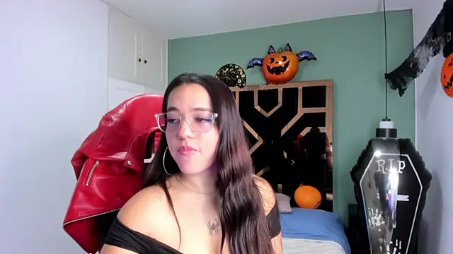 Billie Jhonson  online show from 10.27.25