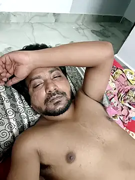 Snapshot of PARTHI012025 chatting on 04.12.26 PARTHI012025 online show from 04.12.26