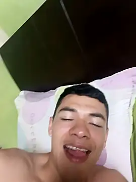andresiito203 online show from 02.08.25