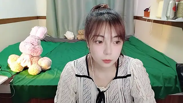 Snapshot of Song_99 chatting on 02.18.25 Song 99 online show from 02.18.25