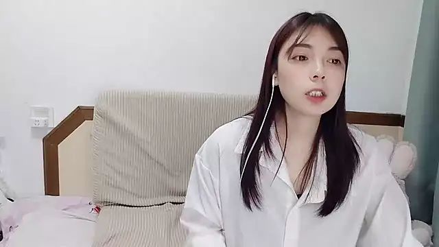 Snapshot of Song_99 chatting on 02.25.25 Song 99 online show from 02.25.25