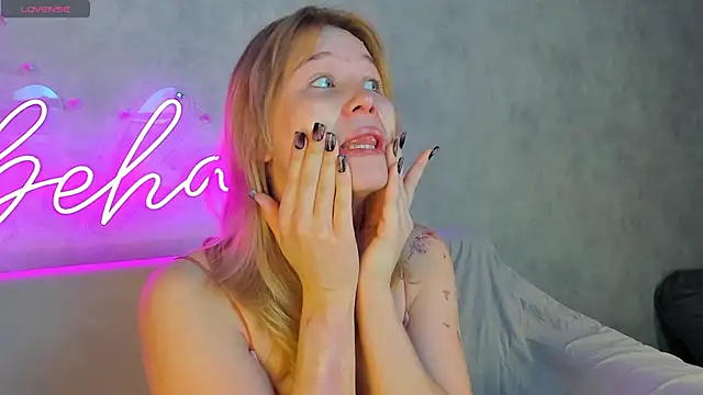 Snapshot of Amy_Kimberlly chatting on 09.09.25 Amy Kimberlly online show from 09.09.25