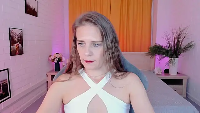 EmiliaBedy online show from 10.07.25