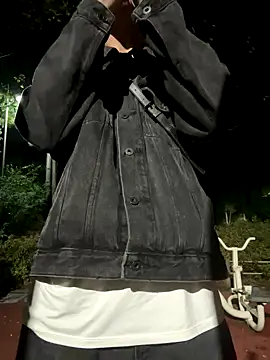 Snapshot of Phil_6677 chatting on 09.25.25 Phil 6677 online show from 09.25.25