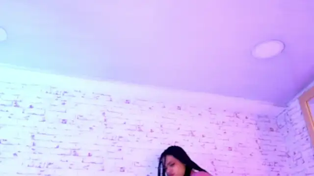 AprilKershaw online show from 09.15.25