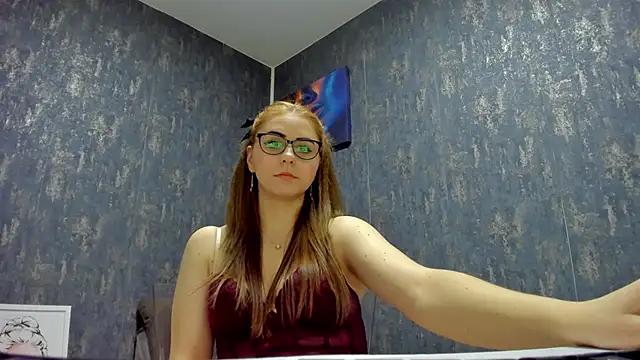 Thea Lyss online show from 01.27.25