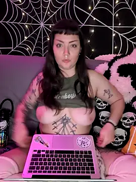 goblingirl888 online show from 03.18.26