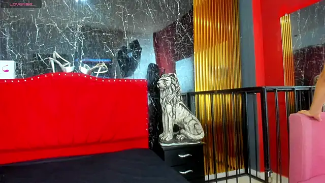  nicolesweet online show from 04.15.26