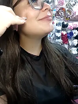 Vale Saenzz online show from 04.01.26