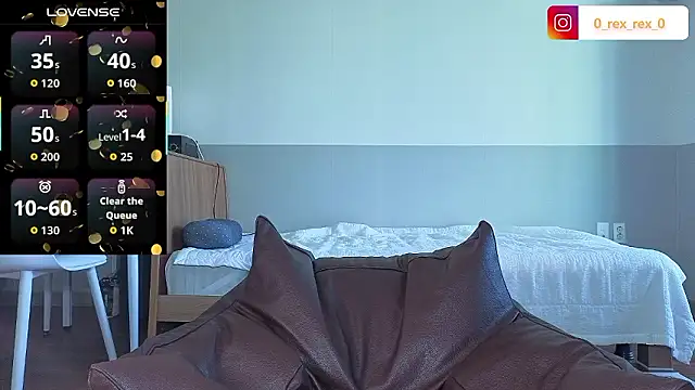 Snapshot of Doh728 chatting on 09.21.25 Doh728 online show from 09.21.25