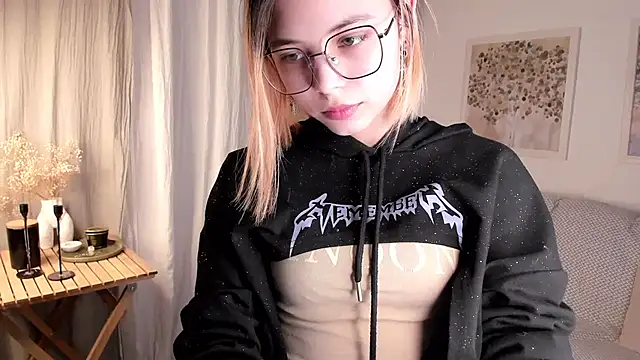 DarelleFare online show from 01.27.25
