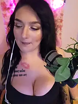 Snapshot of Jinyxx3 chatting on 01.31.25 Jinyxx3 online show from 01.31.25