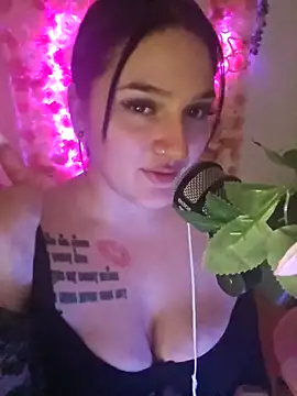 Snapshot of Jinyxx3 chatting on 03.02.25 Jinyxx3 online show from 03.02.25