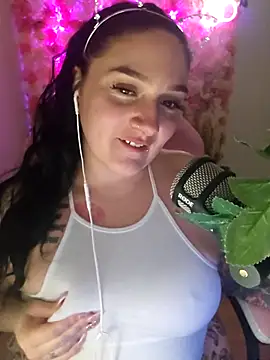 Snapshot of Jinyxx3 chatting on 03.11.25 Jinyxx3 online show from 03.11.25