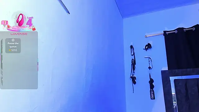 Nicol TransGirl online show from 11.22.25