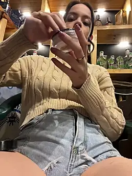 JullieBoo online show from 02.18.25