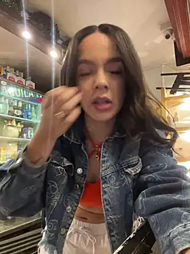 JullieBoo online show from 03.06.25